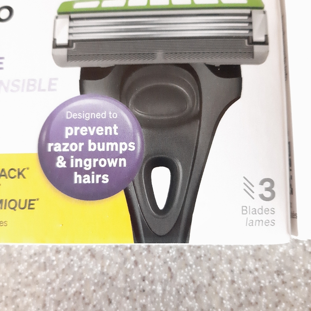 Schick Hydro Ultra Sensitive Razor Refill Bundle - Picture 7 of 9